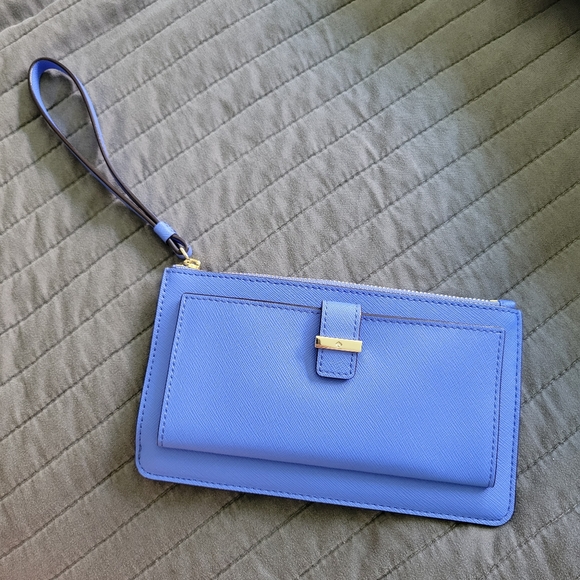 Kate Spade Cedar Street Karolina Wristlet - Picture 6 of 6